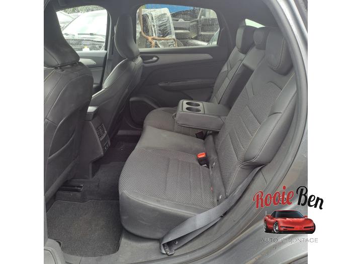 Renault Arkana 1.6 E-Tech 145 16V Sloopvoertuig (2024, Grijs)