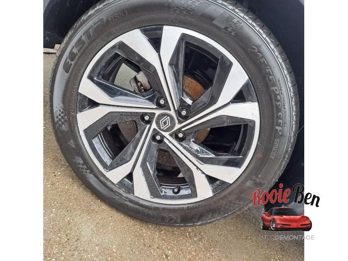 Renault Arkana 1.6 E-Tech 145 16V Sloopvoertuig (2024, Grijs)