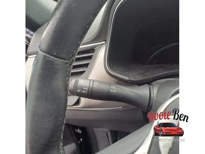 Renault Arkana 1.6 E-Tech 145 16V Sloopvoertuig (2024, Grijs)