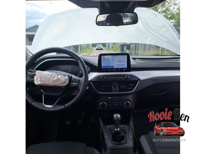 Ford Focus 4 Wagon 1.0 Ti-VCT EcoBoost 12V 125 Sloopvoertuig (2020, Grijs)