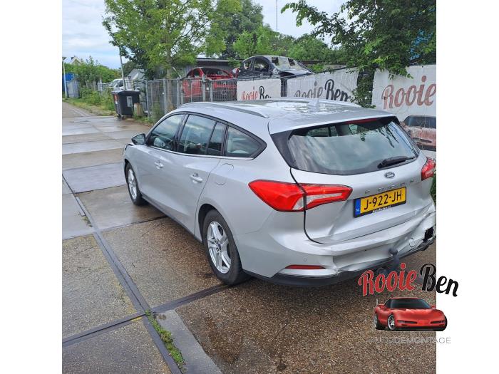 Ford Focus 4 Wagon 1.0 Ti-VCT EcoBoost 12V 125 Sloopvoertuig (2020, Grijs)