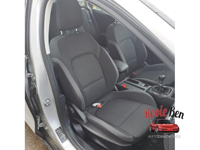 Ford Focus 4 Wagon 1.0 Ti-VCT EcoBoost 12V 125 Sloopvoertuig (2020, Grijs)