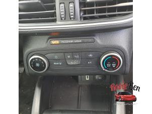 Ford Focus 4 Wagon 1.0 Ti-VCT EcoBoost 12V 125 Sloopvoertuig (2020, Grijs)
