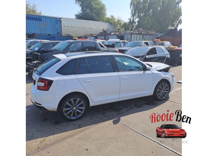 Skoda Rapid 1.2 TSI 16V Sloopvoertuig (2015, Wit)