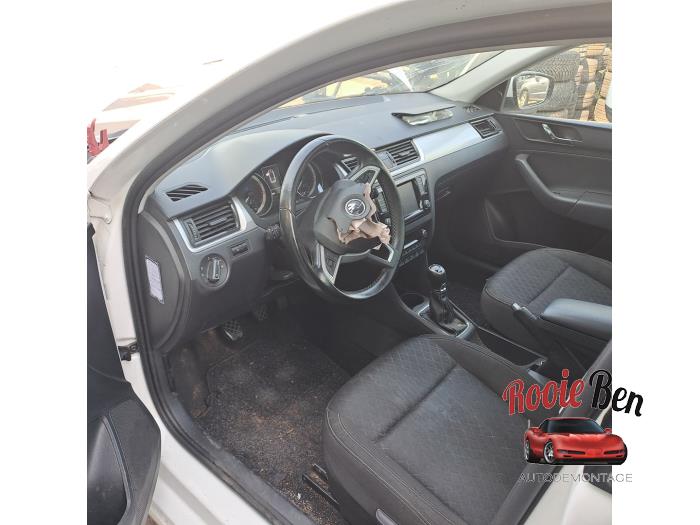 Skoda Rapid 1.2 TSI 16V Sloopvoertuig (2015, Wit)