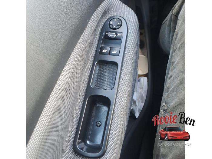 Citroen C3 Picasso 1.4 16V VTI 95 Sloopvoertuig (2010, Zwart)