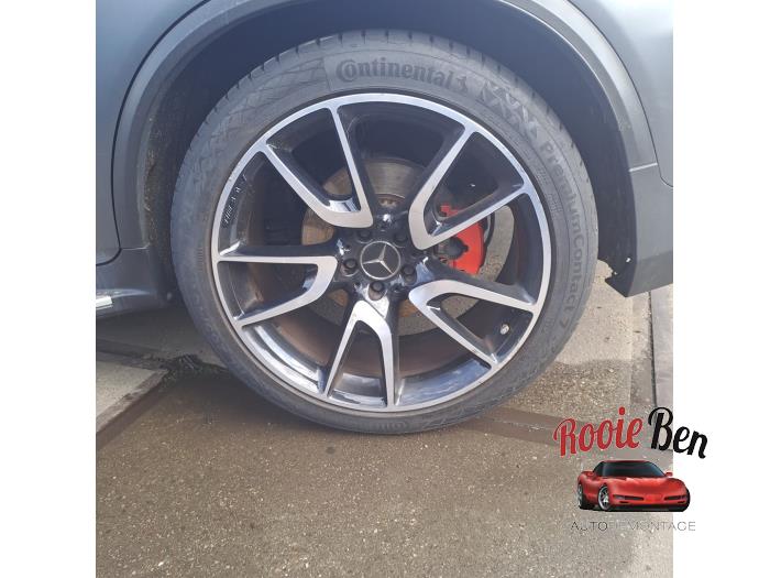 Mercedes GLC Coupé AMG 3.0 43 AMG V6 Turbo 4-Matic Sloopvoertuig (2019, Grijs)