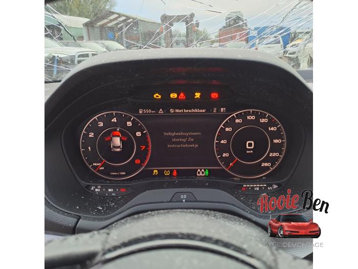 Audi Q2 1.5 35 TFSI 16V Sloopvoertuig (2019, Grijs)