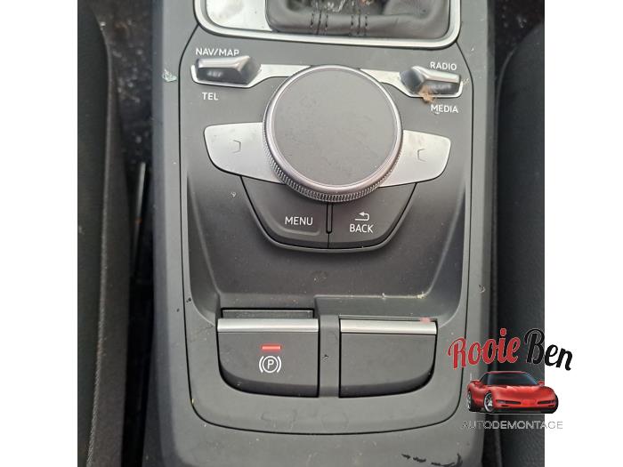 Audi Q2 1.5 35 TFSI 16V Sloopvoertuig (2019, Grijs)