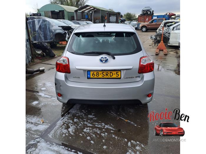 Toyota Auris 1.8 16V HSD Full Hybrid Schadevoertuig (2011, Grijs)
