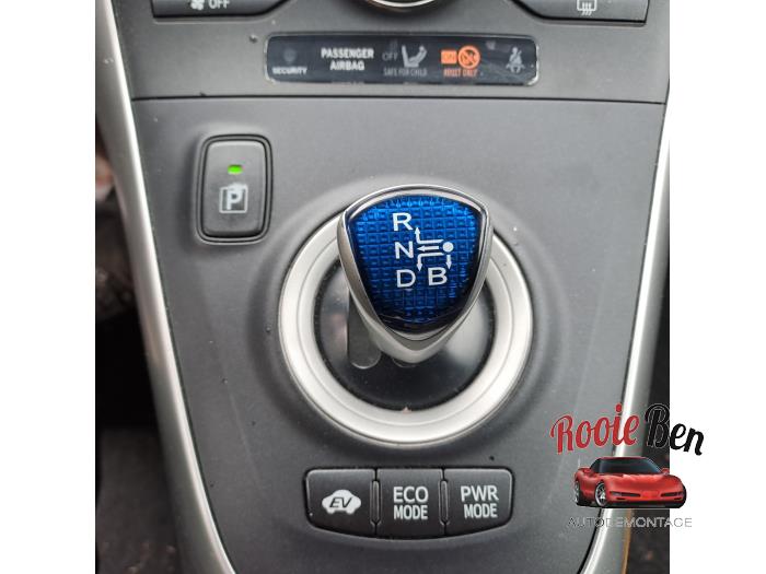 Toyota Auris 1.8 16V HSD Full Hybrid Schadevoertuig (2011, Grijs)