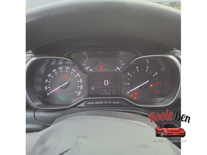 Citroen C3 1.2 Vti 12V PureTech Schadevoertuig (2024, Grijs)