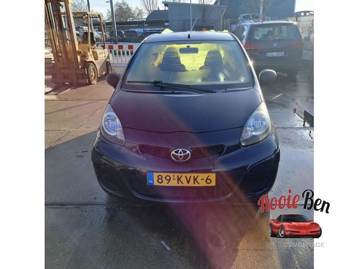 Toyota Aygo 1.0 12V VVT-i Sloopvoertuig (2010, Zwart)