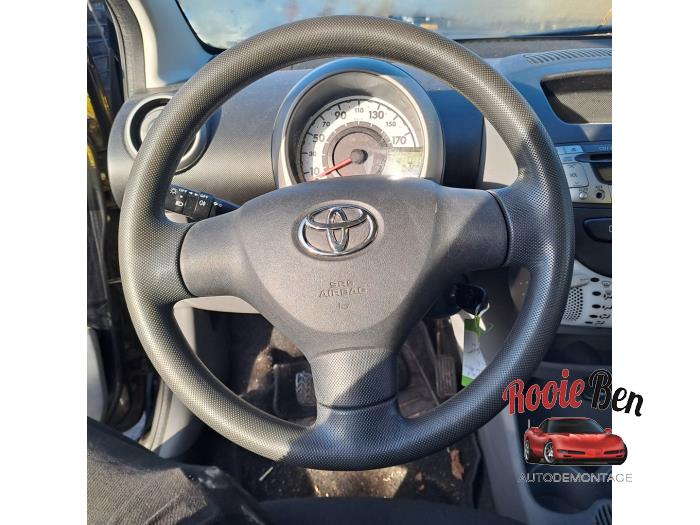 Toyota Aygo 1.0 12V VVT-i Sloopvoertuig (2010, Zwart)