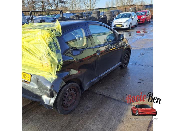 Toyota Aygo 1.0 12V VVT-i Sloopvoertuig (2010, Zwart)