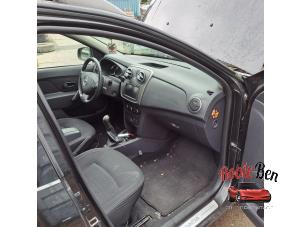 Dacia Logan MCV II/III/Sandero Wagon 0.9 TCE 12V Schadevoertuig (2014, Zwart)