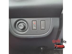 Dacia Logan MCV II/III/Sandero Wagon 0.9 TCE 12V Schadevoertuig (2014, Zwart)