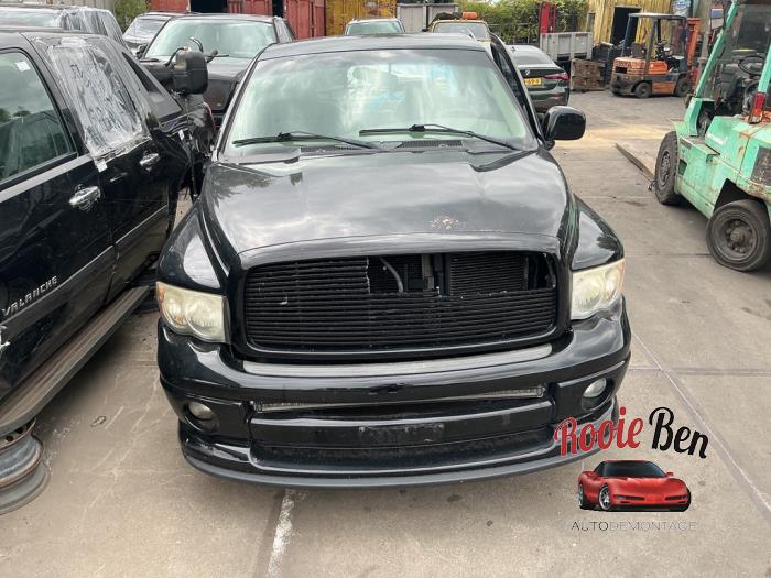 Dodge Ram 1500 5.7 V8 Hemi 1500 4x4  (Sloop)