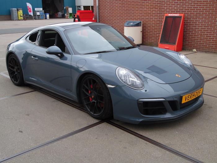 Porsche 911 3.0 24V Carrera GTS Sloopvoertuig (2018, Grijs)