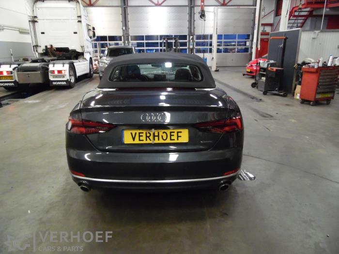 Audi A5 Cabrio 2.0 TFSI Mild Hybrid 16V Quattro Sloopvoertuig (2018, Grijs)
