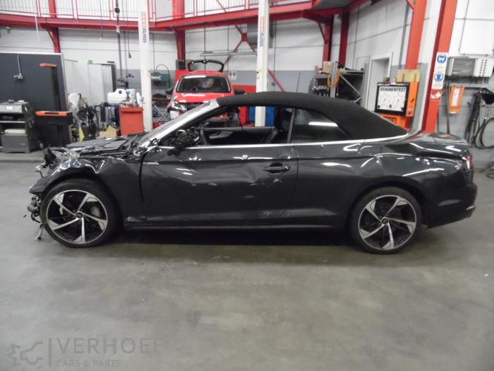 Audi A5 Cabrio 2.0 TFSI Mild Hybrid 16V Quattro Sloopvoertuig (2018, Grijs)