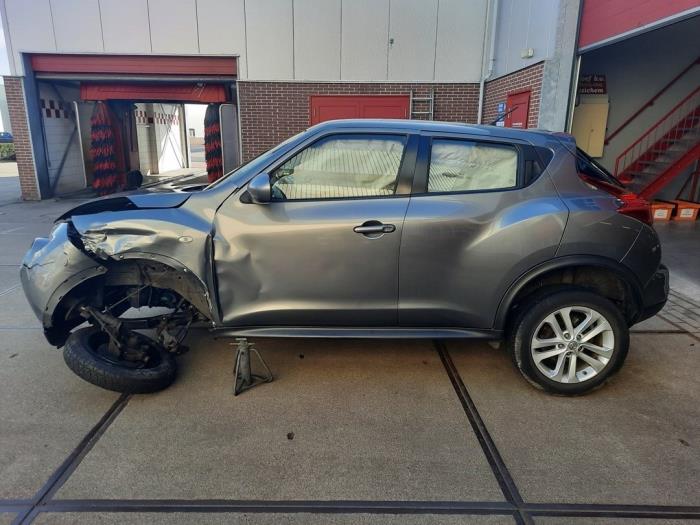 Nissan Juke 1.6 16V Sloopvoertuig (2011, Grijs)