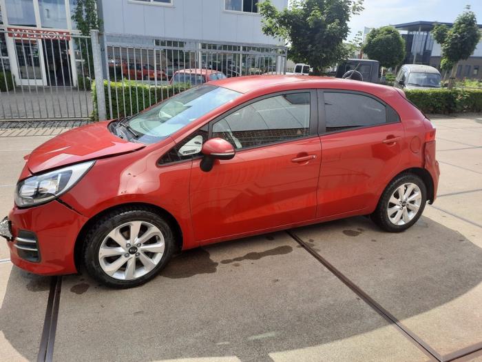 Kia Rio III 1.2 CVVT 16V Sloopvoertuig (2016, Rood)