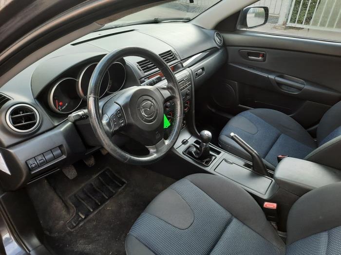 Mazda 3 Sport 1.6i 16V Sloopvoertuig (2006, Grijs)