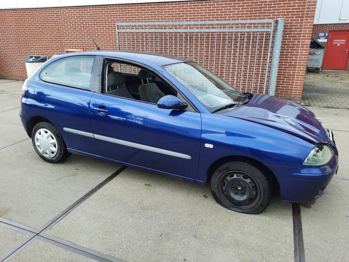 Seat Ibiza III 1.4 16V 75 Sloopvoertuig (2002, Blauw)