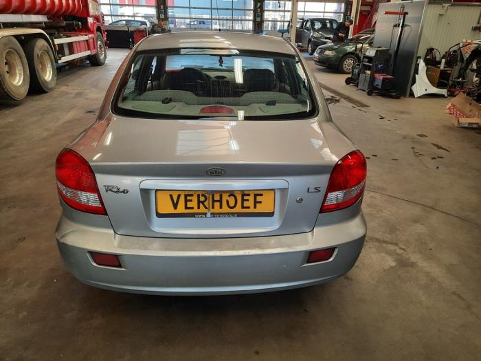 Kia Rio 1.5 16V Sloopvoertuig (2003, Grijs)