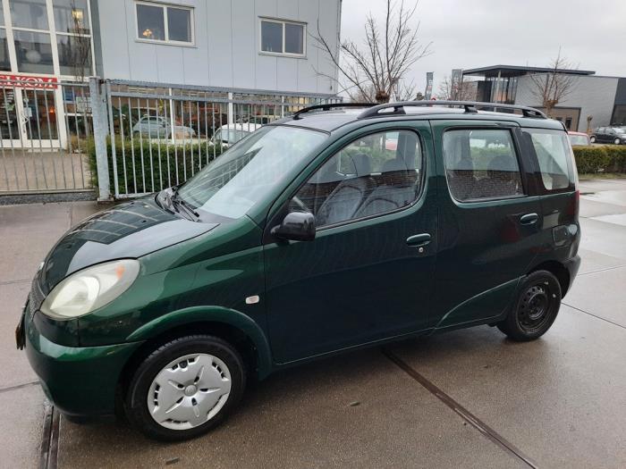 Toyota Yaris Verso 1.3 16V Sloopvoertuig (2000, Groen)