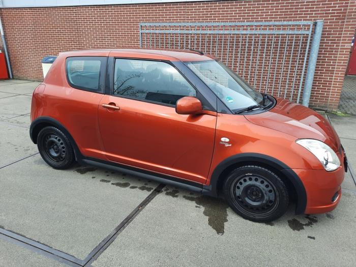 Suzuki Swift 1.3 VVT 16V Sloopvoertuig (2007, Oranje)