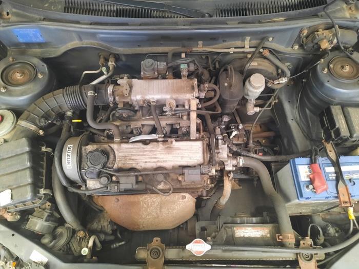 Suzuki Baleno 1.6 16V Sloopvoertuig (2000, Zwart)