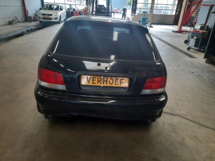 Suzuki Baleno 1.6 16V Sloopvoertuig (2000, Zwart)
