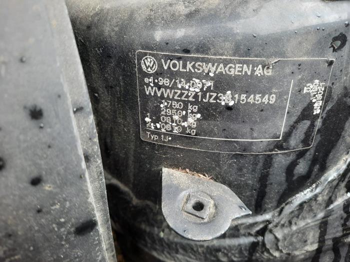 Volkswagen Golf IV 1.6 16V Sloopvoertuig (2003, Zwart)