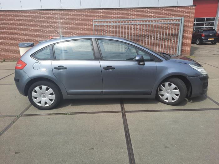 Citroen C4 Berline 1.6 16V VTi 120 Sloopvoertuig (2009, Grijs)