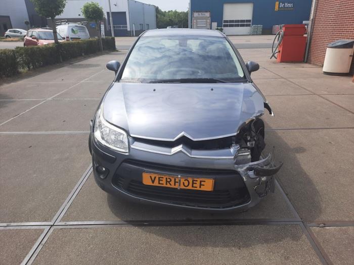 Citroen C4 Berline 1.6 16V VTi 120 Sloopvoertuig (2009, Grijs)