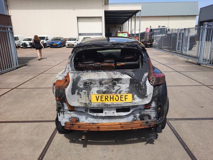 Nissan Juke 1.6 16V Sloopvoertuig (2013, Zwart)