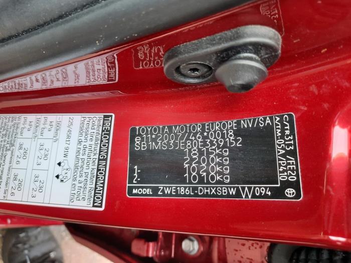 Toyota Auris 1.8 16V Hybrid Sloopvoertuig (2017, Rood)