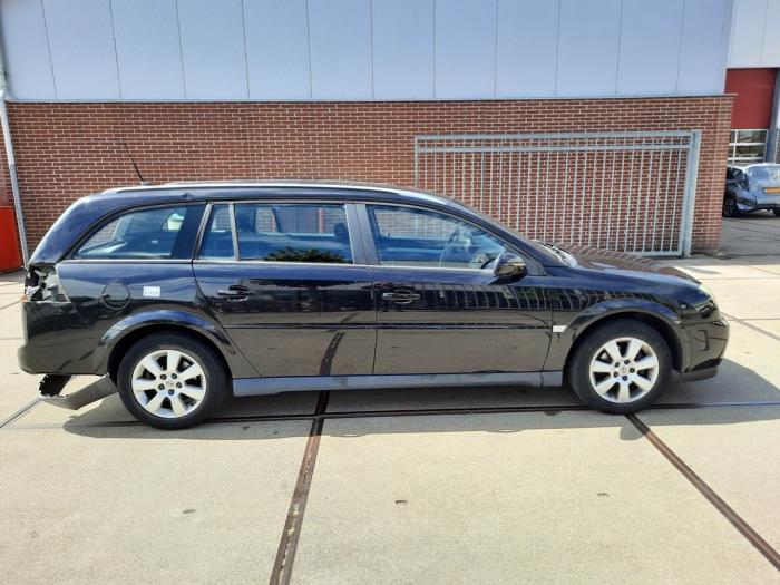 Opel Vectra C Caravan 1.8 16V Sloopvoertuig (2005, Zwart)