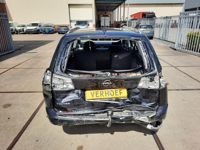 Opel Vectra C Caravan 1.8 16V Sloopvoertuig (2005, Zwart)