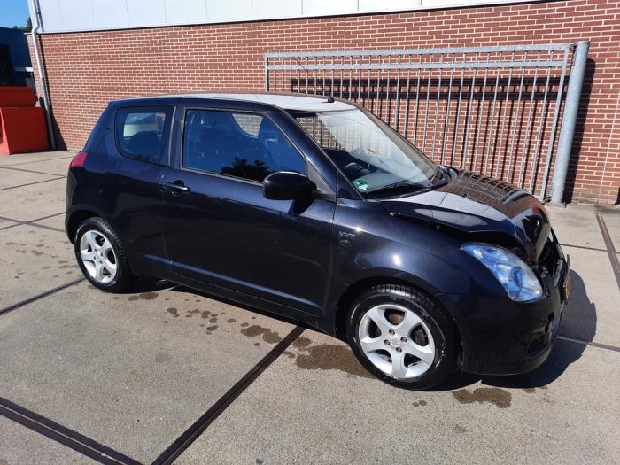 Suzuki Swift 1.5 VVT 16V Sloopvoertuig (2005, Zwart)