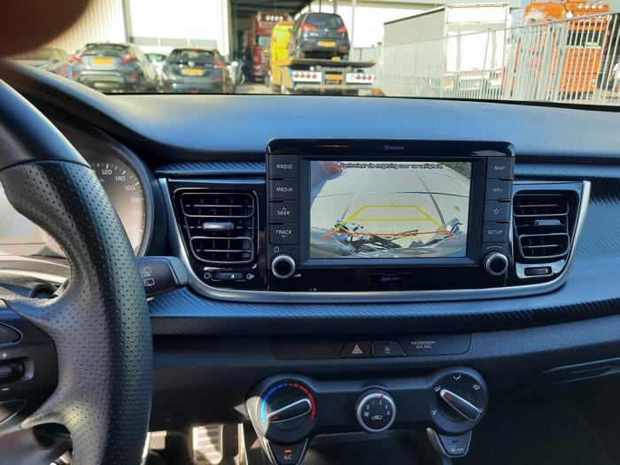 Kia Rio IV 1.0i T-GDi 100 12V Sloopvoertuig (2020, Grijs)