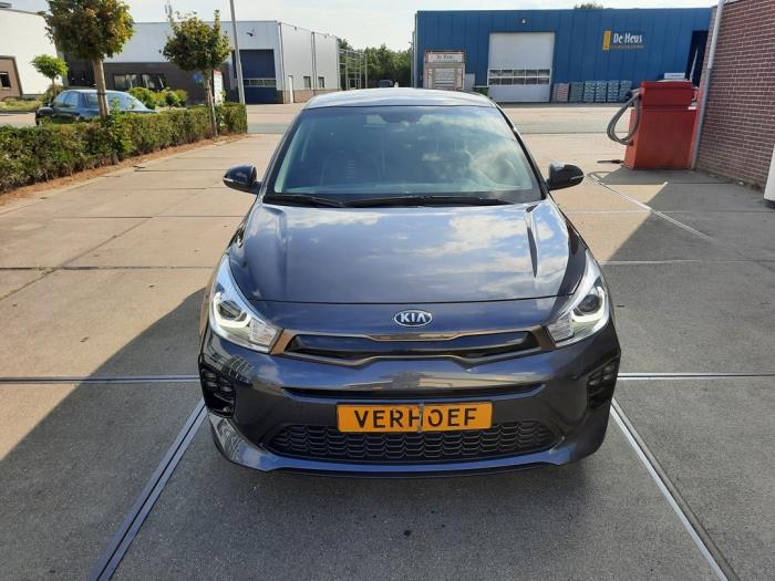 Kia Rio IV 1.0i T-GDi 100 12V Sloopvoertuig (2020, Grijs)