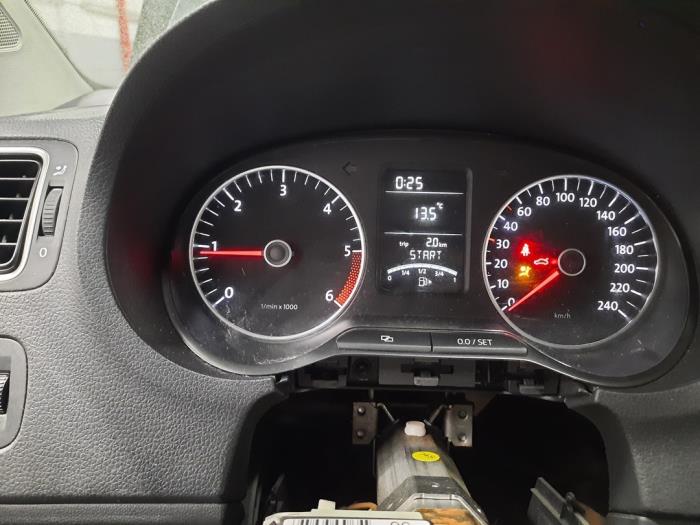 Volkswagen Polo V 1.2 TDI 12V BlueMotion Sloopvoertuig (2011, Zwart)