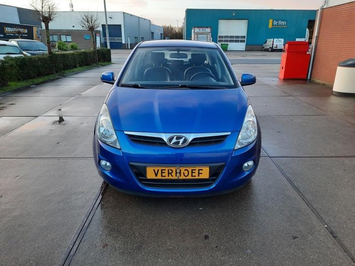 Hyundai i20 1.4i 16V Sloopvoertuig (2010, Blauw)
