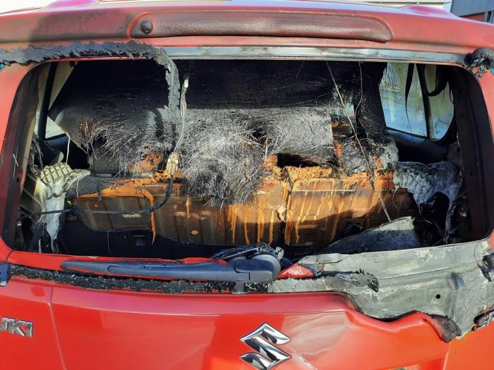 Suzuki Splash 1.0 12V Sloopvoertuig (2013, Rood)