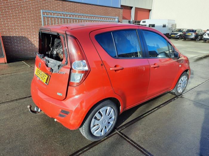 Suzuki Splash 1.0 12V Sloopvoertuig (2013, Rood)