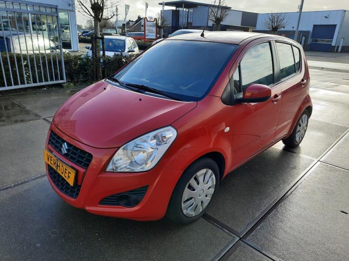 Suzuki Splash 1.0 12V Sloopvoertuig (2013, Rood)