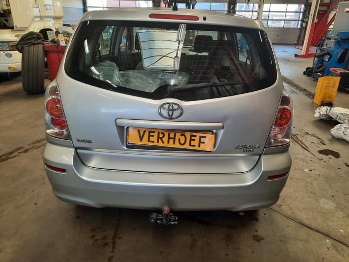 Toyota Corolla Verso 1.8 16V VVT-i Sloopvoertuig (2006, Grijs)